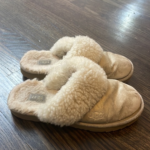 UGG slippers - Picture 3 of 6